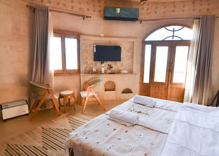 Breezy Island Hotel